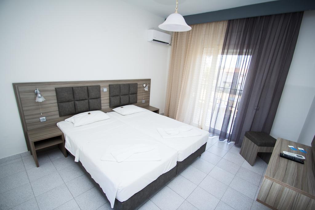 Hotel Maria Possidi Habitación foto